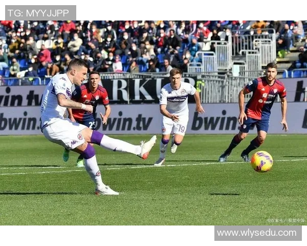 和足球明星一起视频畅聊踢球心得，共享赛场瞬间的精彩时刻